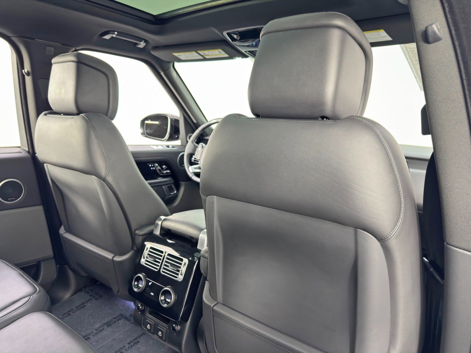 Used 2021 Land Rover Range Rover P525 Westminster Edition image 41