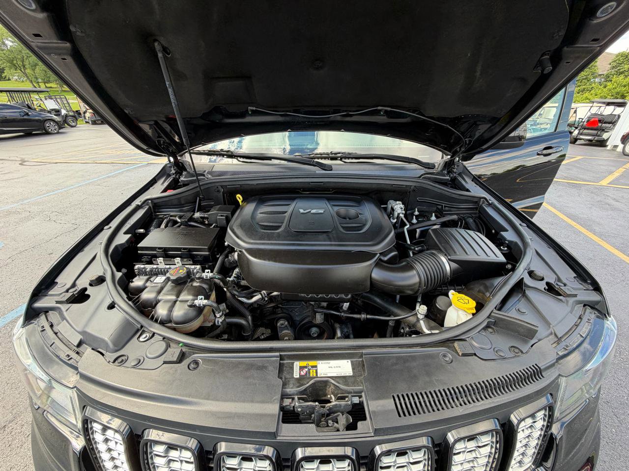 Used 2018 Jeep Grand Cherokee Altitude AWD/4WD image 41
