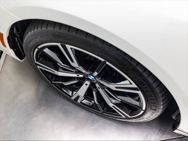 Used 2024 BMW 540i xDrive w/ Premium Package AWD/4WD image 13