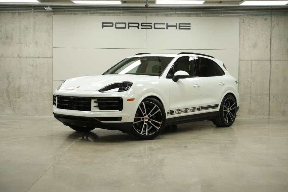 New 2026 Porsche Cayenne image 1