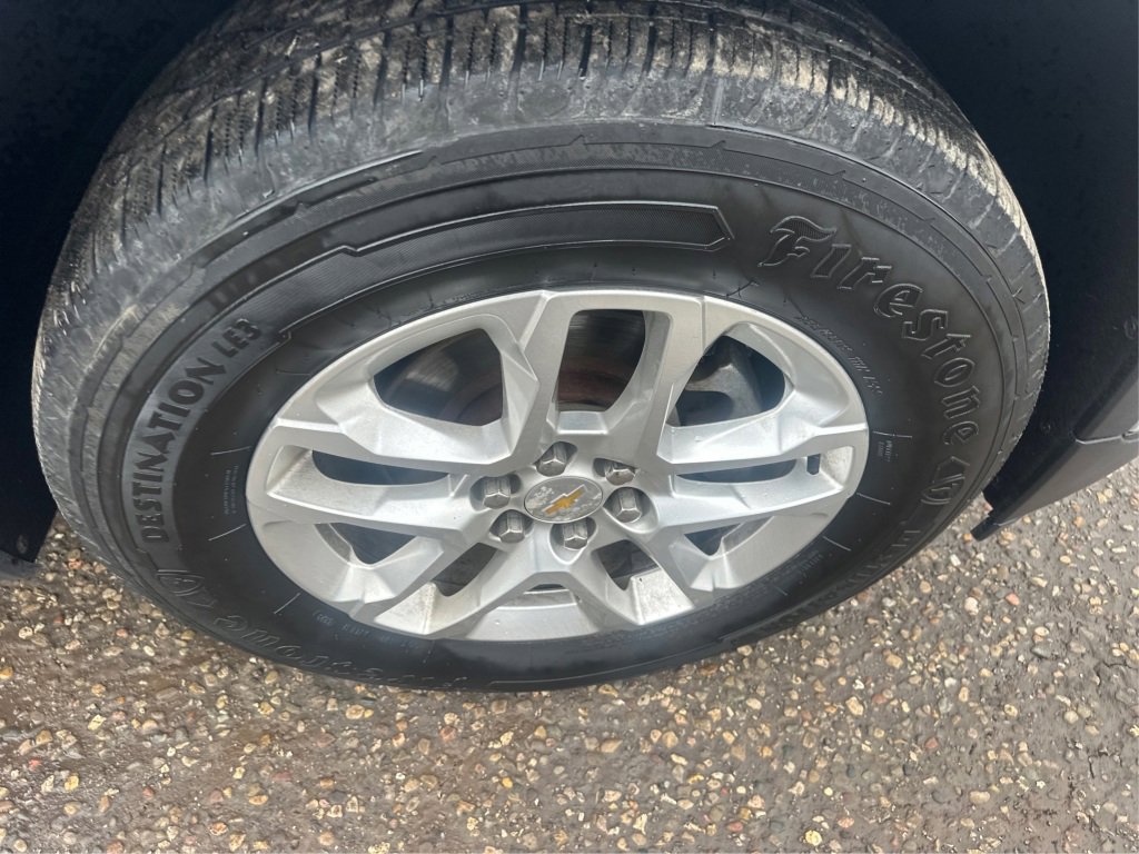 Used 2019 Chevrolet Traverse LS image 17