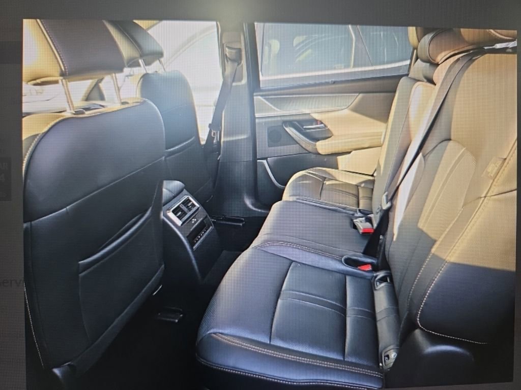 Used 2024 MAZDA CX-90 3.3 Turbo w/ Preferred Plus image 10