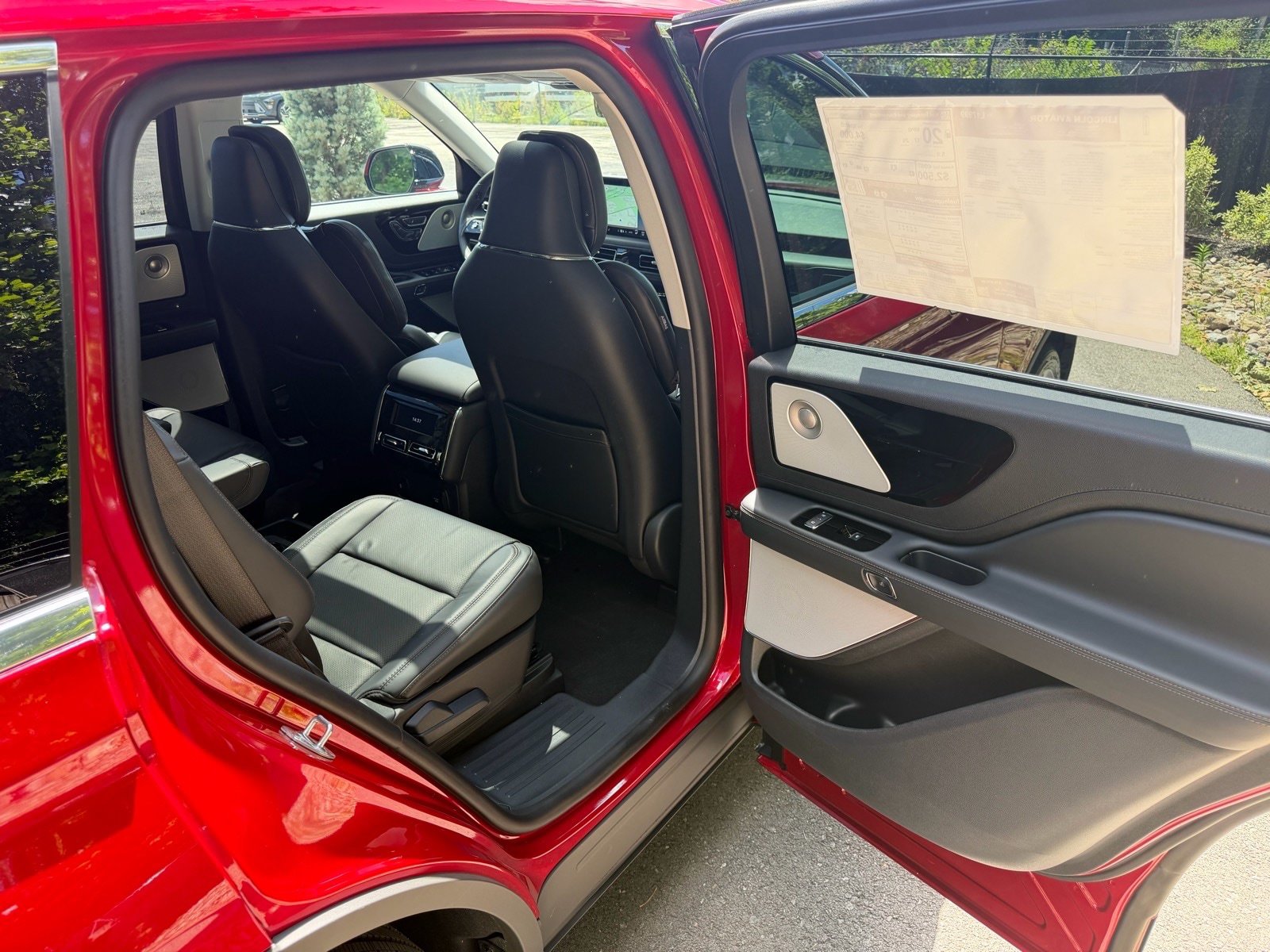 New 2026 Lincoln Aviator Reserve AWD/4WD image 14