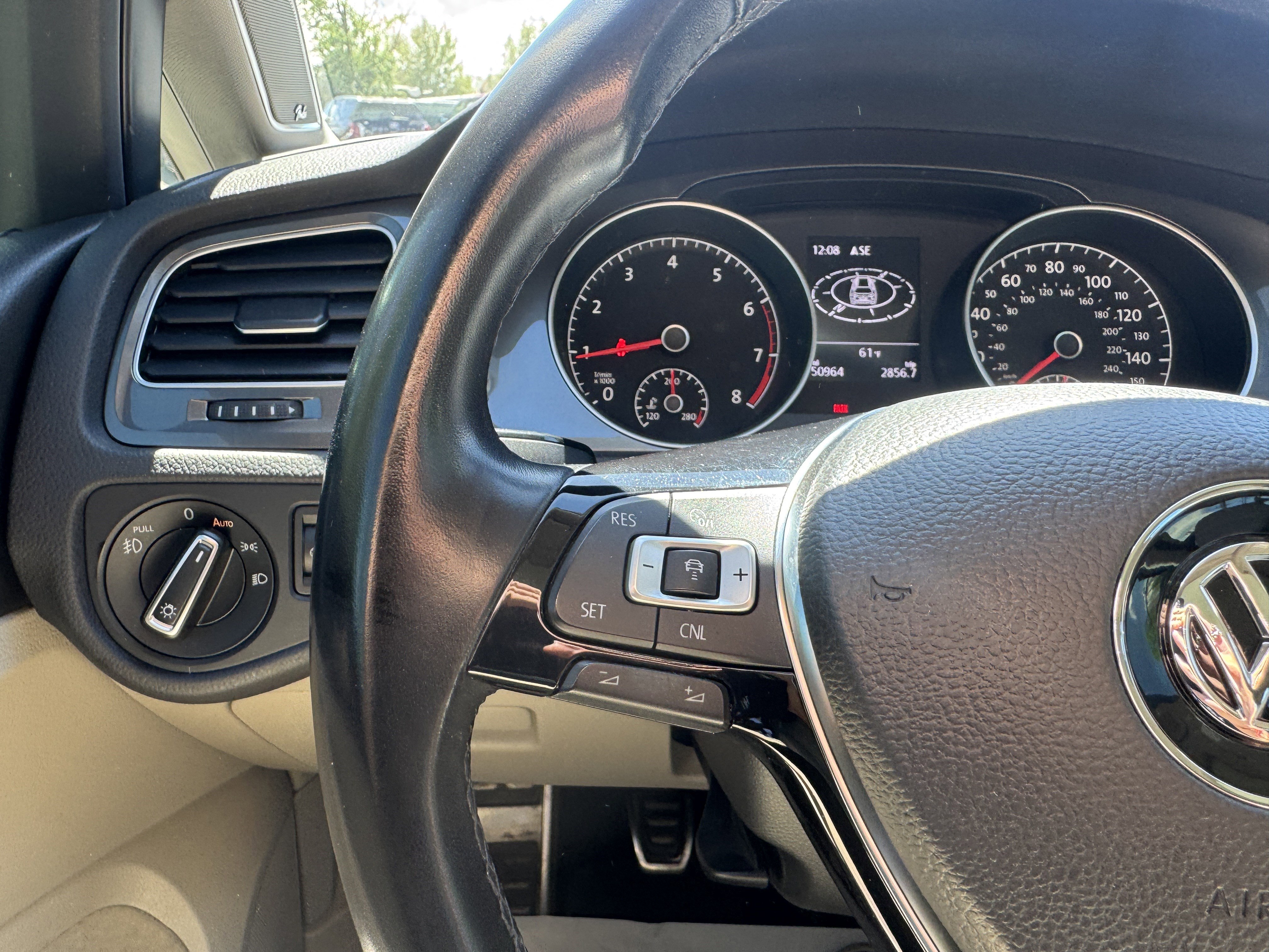 Used 2017 Volkswagen Golf Alltrack SE AWD/4WD image 22