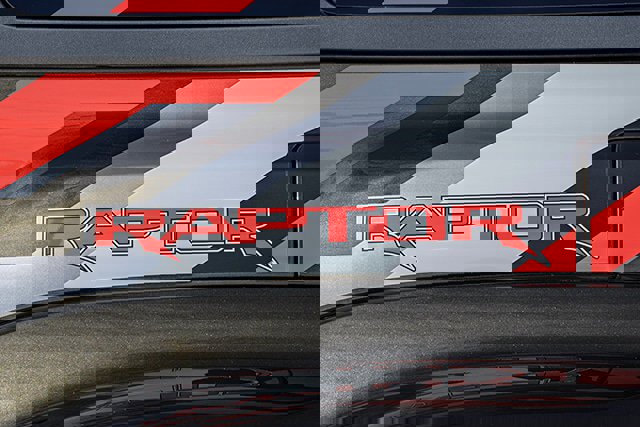 Used 2024 Ford Bronco Raptor image 18