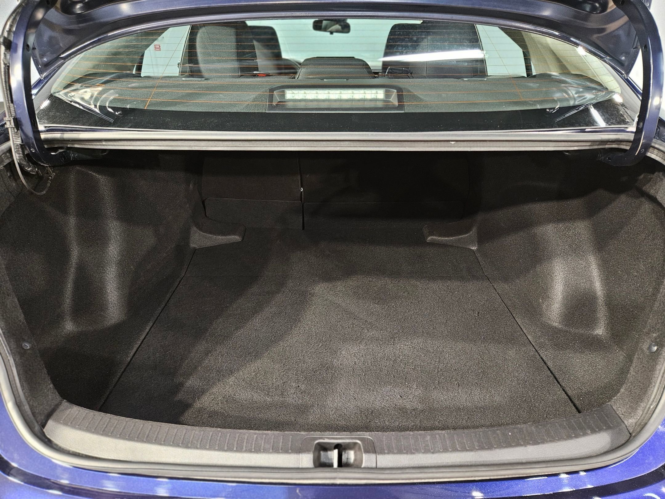 Used 2025 Toyota Corolla LE image 18