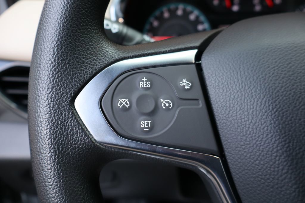 Used 2022 Chevrolet Traverse LS AWD/4WD image 13