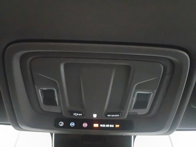 Used 2024 GMC Sierra 2500 Pro w/ Convenience Package image 16