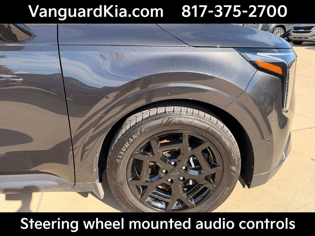 Certified 2025 Kia Carnival SX Prestige image 11