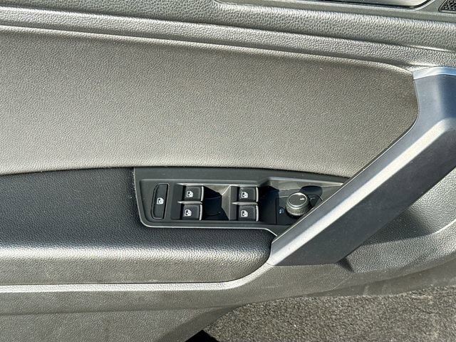 Used 2021 Volkswagen Tiguan SE R-Line image 17