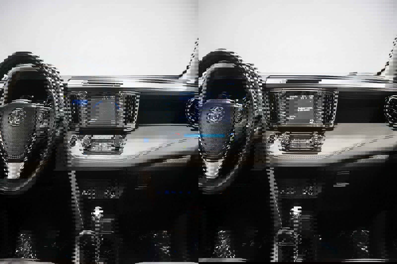 Used 2018 Toyota RAV4 Limited w/ All Weather Liner Package image 13