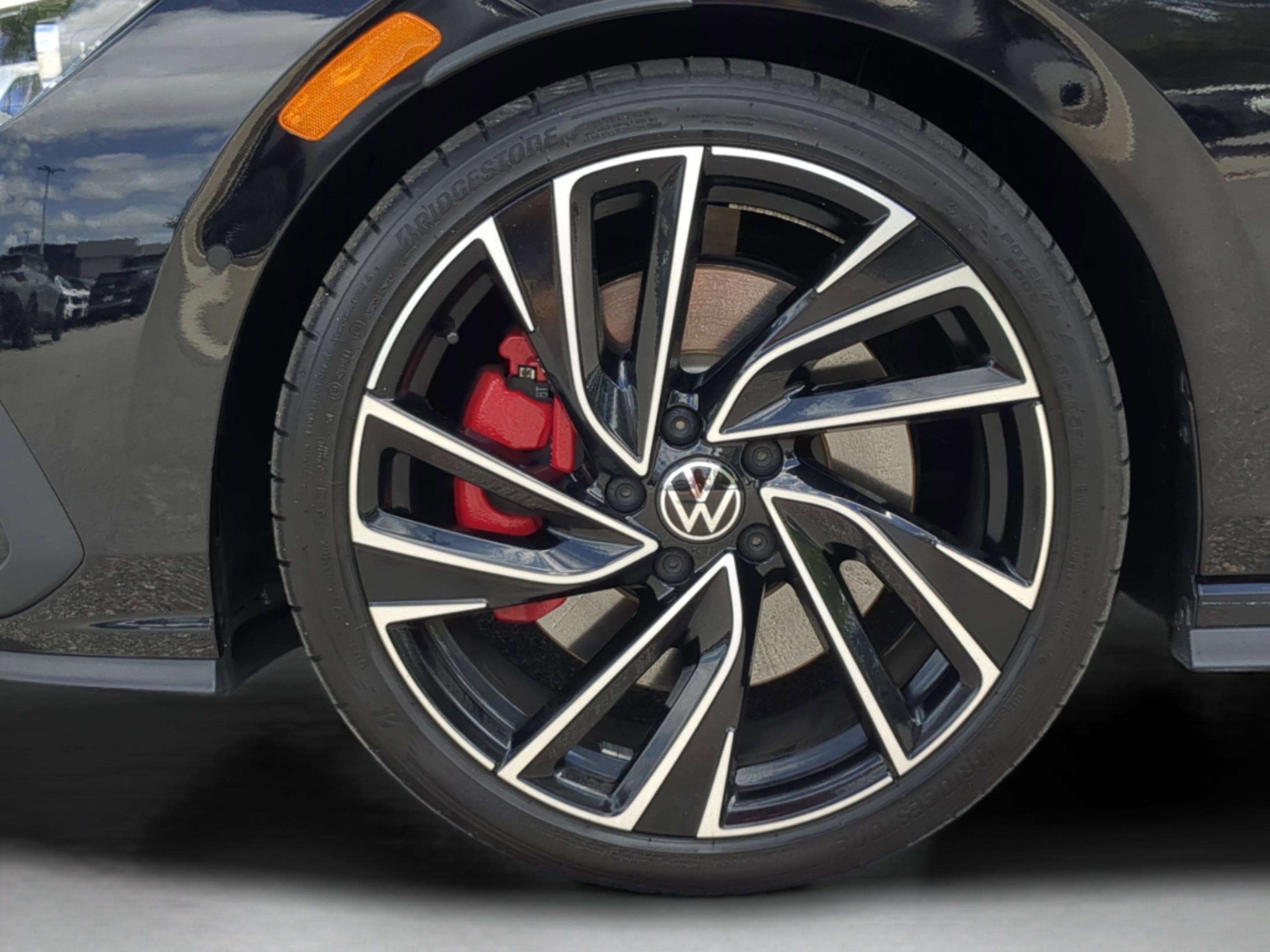 Used 2023 Volkswagen GTI Autobahn image 35