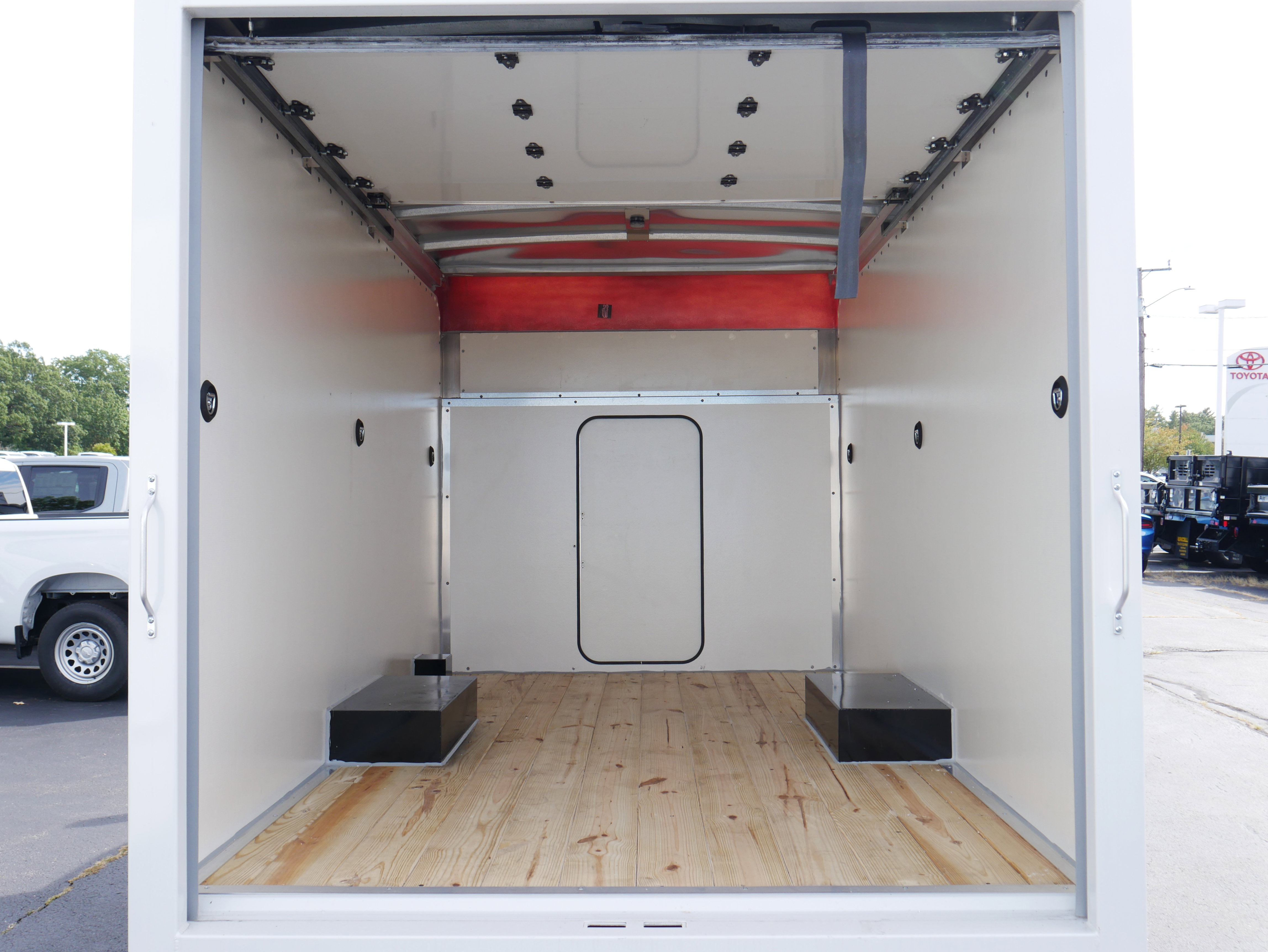 New 2025 Chevrolet Express 3500 w/ Power Convenience Package image 9