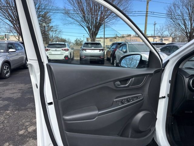 Certified 2023 Hyundai Kona SE image 33