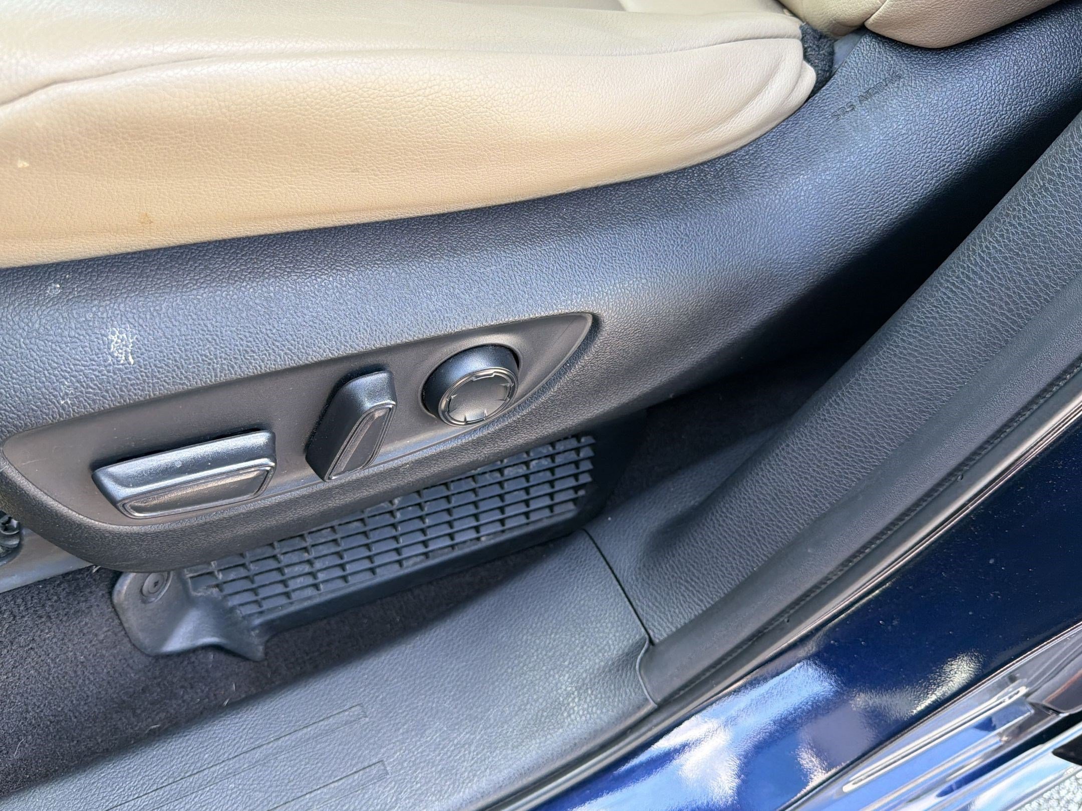 Used 2021 Toyota Sienna XLE FWD image 14