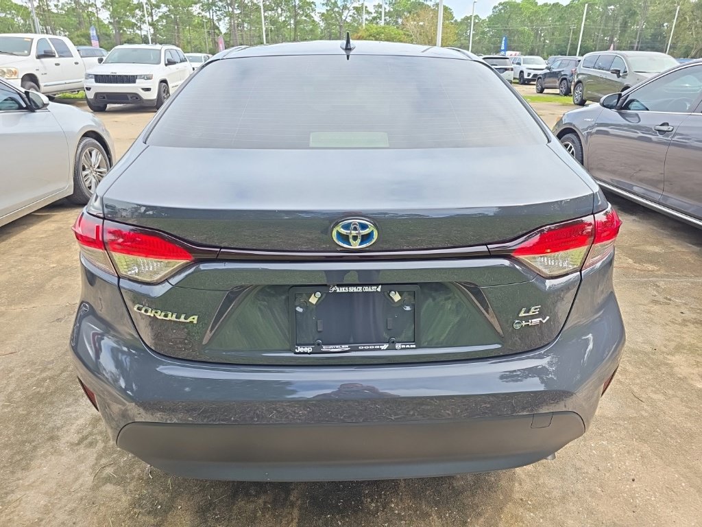 Used 2025 Toyota Corolla LE FWD image 3
