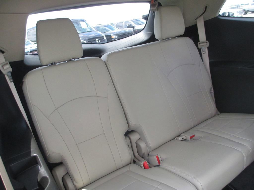 Used 2019 Buick Enclave Premium FWD image 26