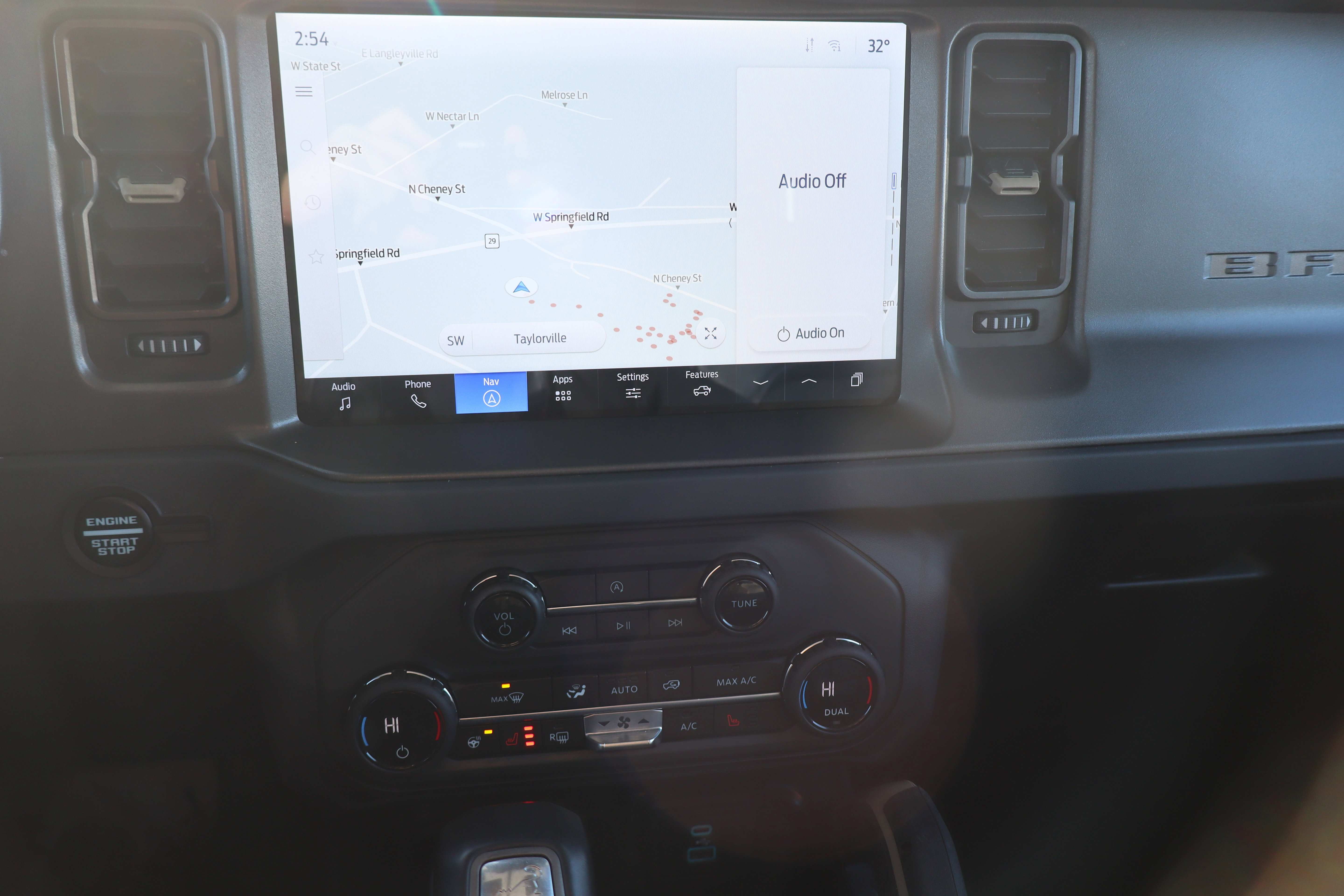 Used 2025 Ford Bronco Badlands AWD/4WD image 17