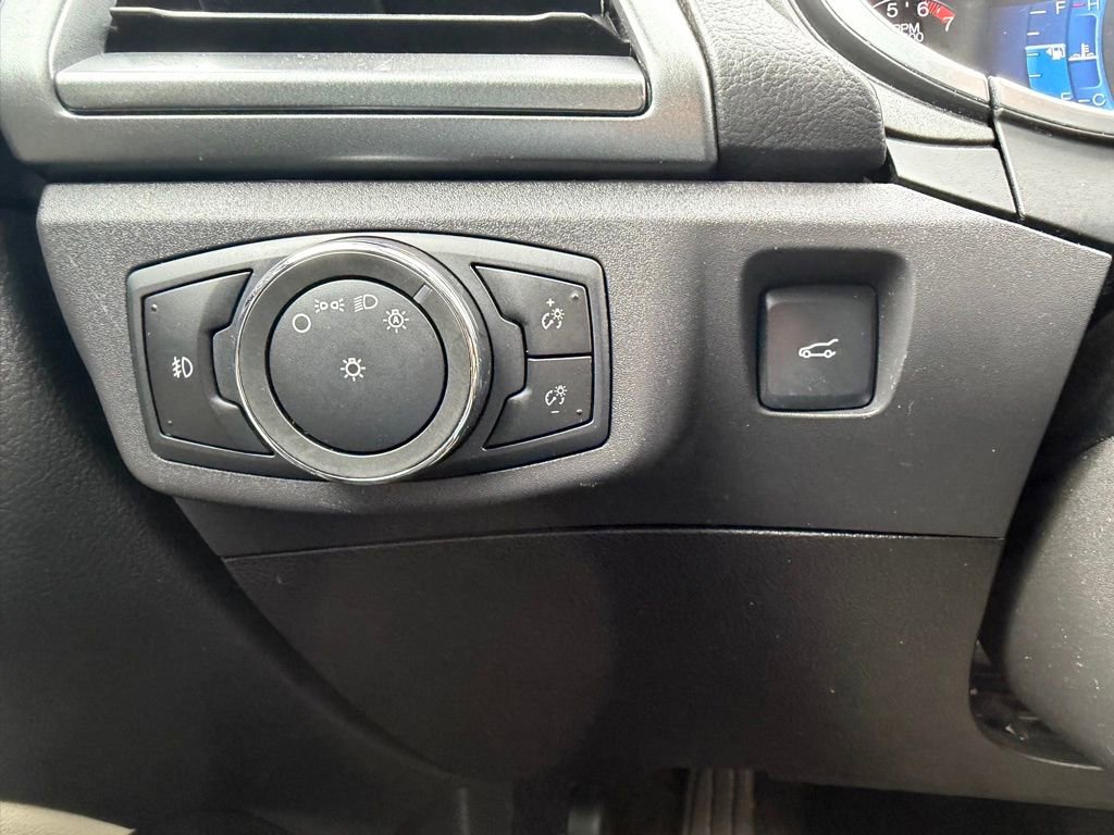 Used 2016 Ford Fusion Titanium image 21