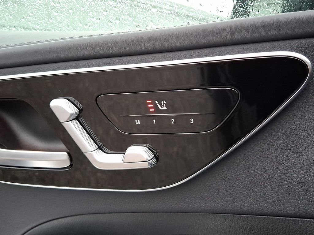 Used 2022 Mercedes-Benz C 300 4MATIC Sedan image 24