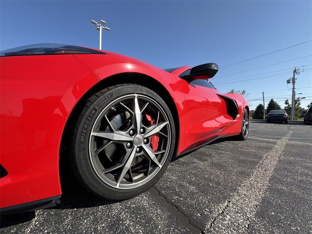 Used 2022 Chevrolet Corvette Stingray Premium Conv w/ Z51 Performance Package image 18