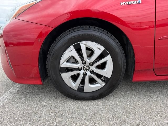 Used 2017 Toyota Prius Two w/ Prius Two Safety Plus Package FWD image 11