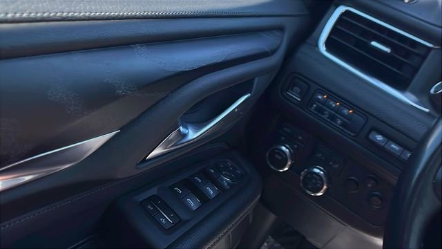 Used 2023 GMC Yukon Denali image 37