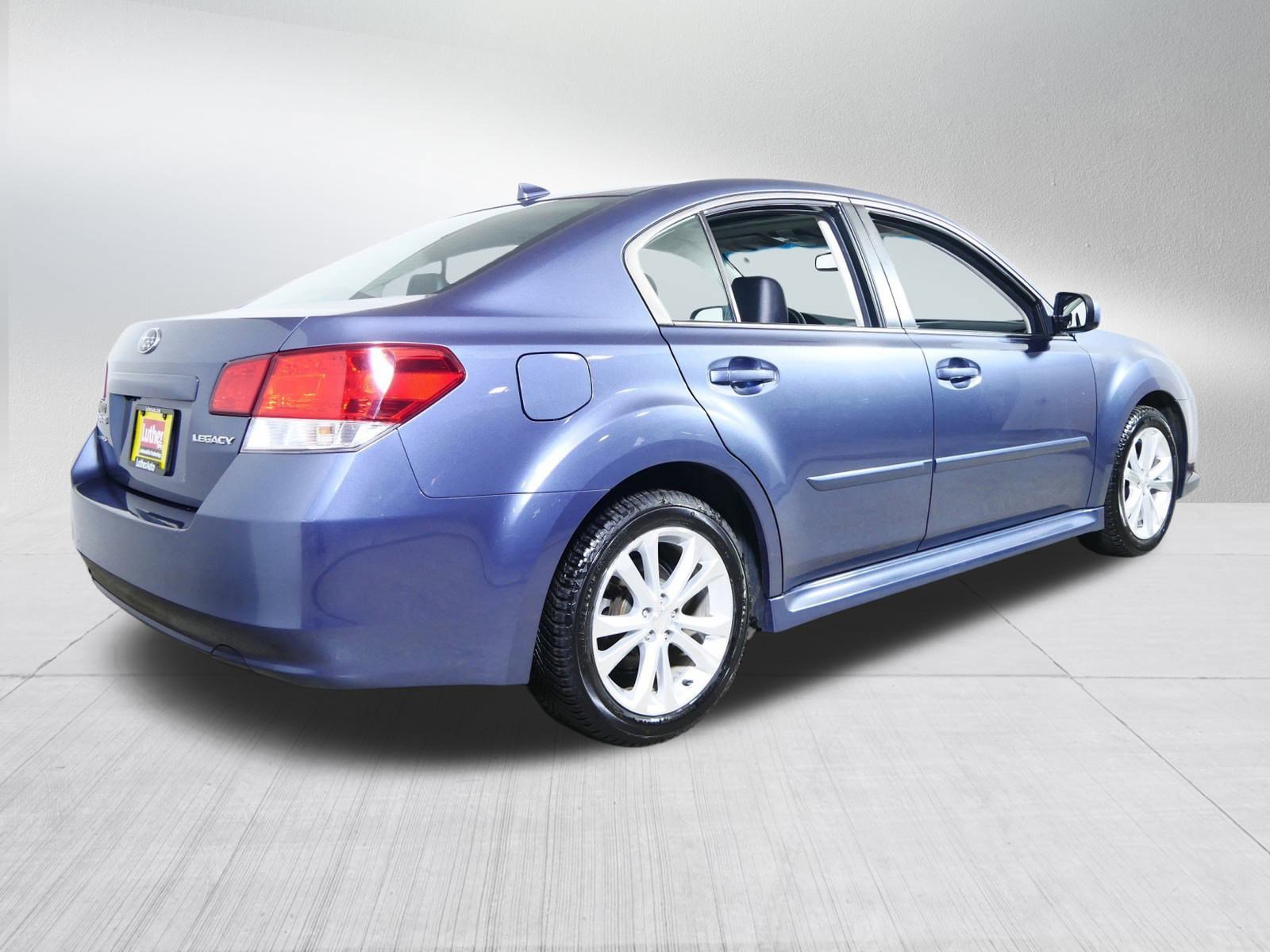 Used 2014 Subaru Legacy 2.5i Limited w/ Moonroof Package image 7
