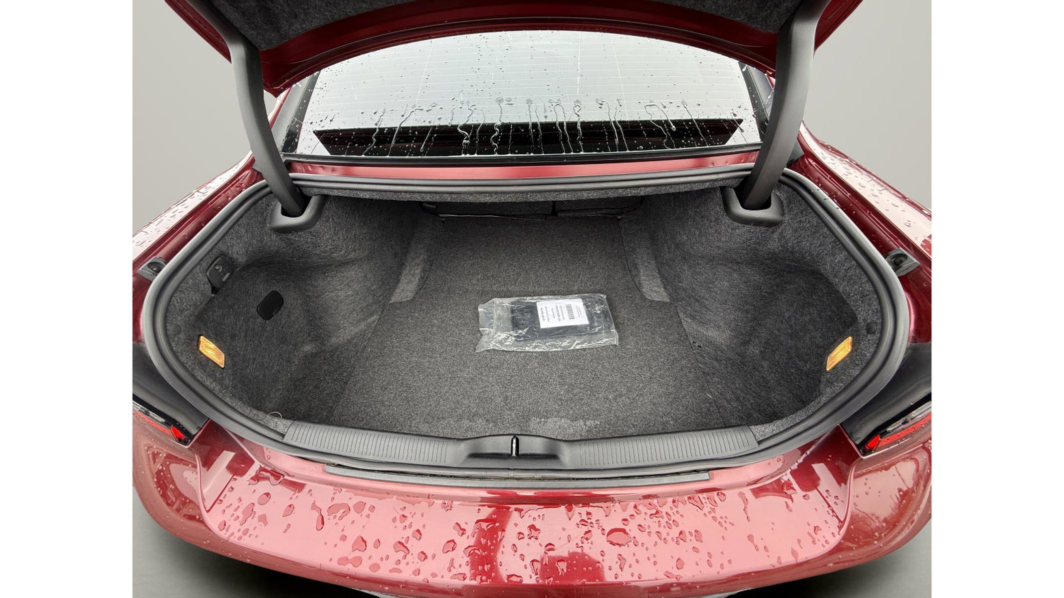 Used 2019 Dodge Charger Scat Pack RWD image 12