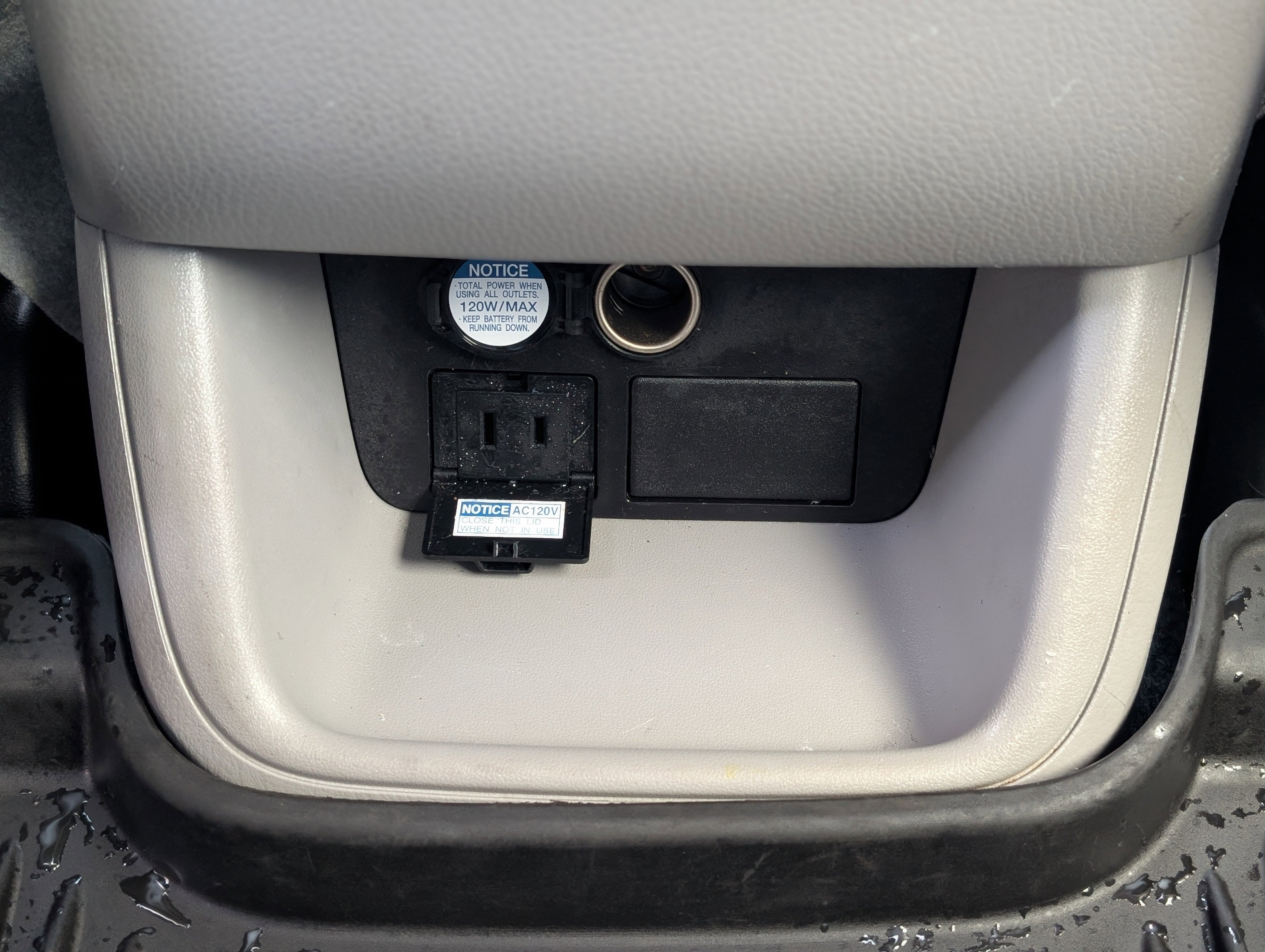 Used 2016 Toyota Highlander Limited image 37