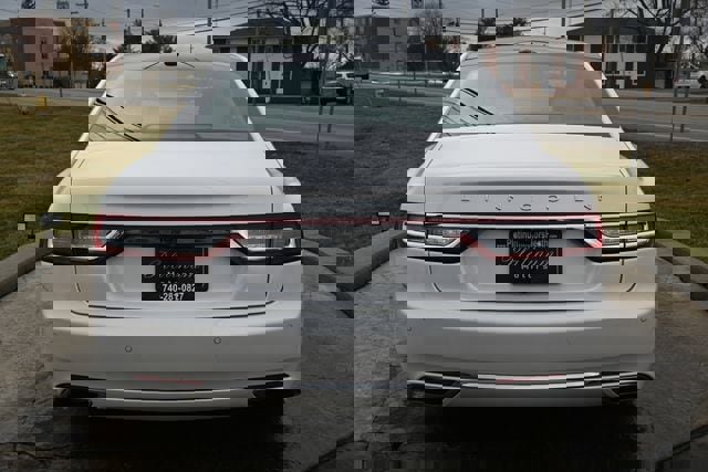 Used 2017 Lincoln Continental Reserve w/ Technology Package image 6