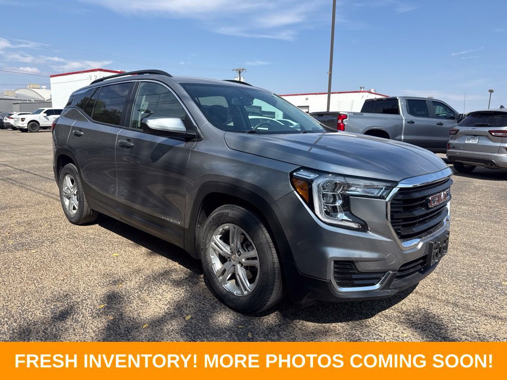Used 2024 GMC Terrain SLE w/ Driver Convenience Package