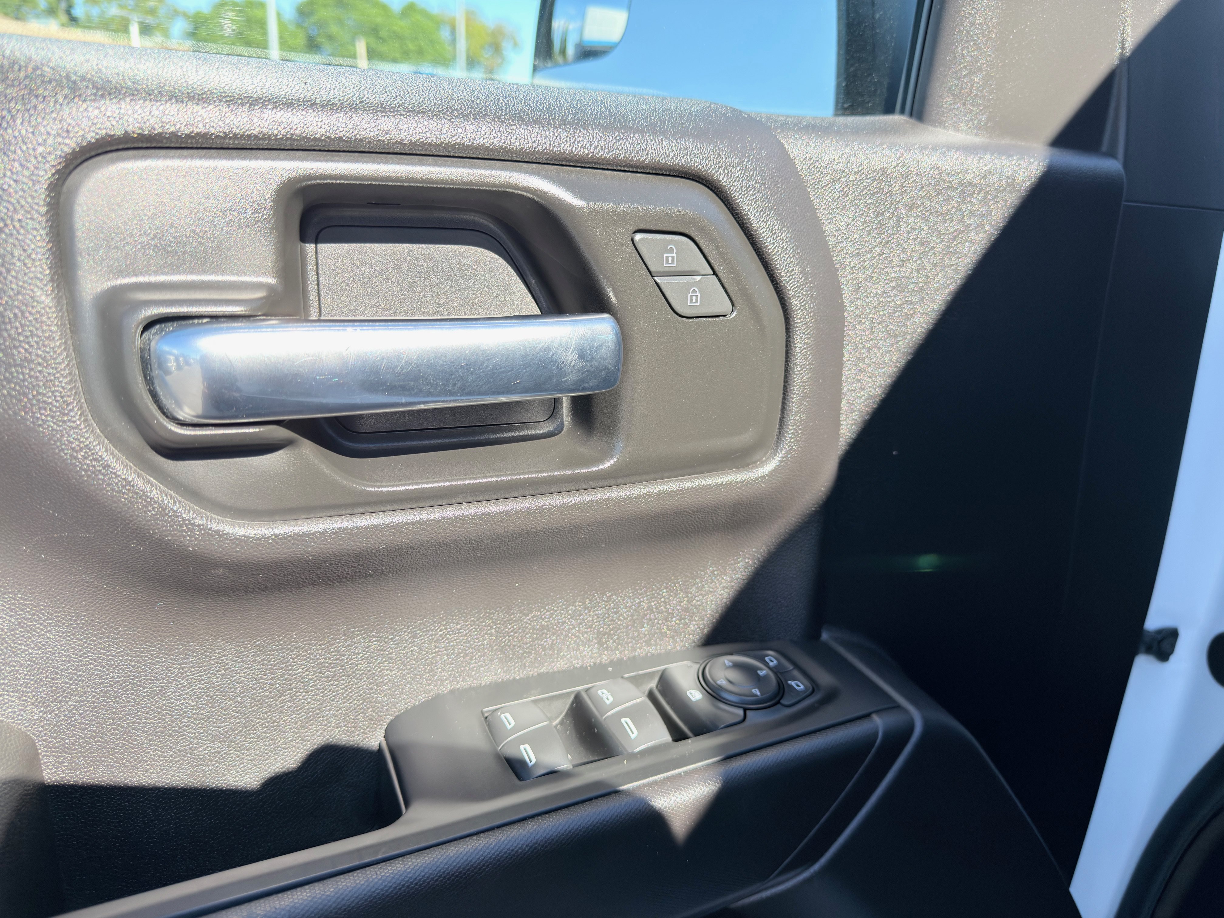 Used 2024 Chevrolet Silverado 1500 Custom w/ LPO, Dark Essentials Package RWD image 26