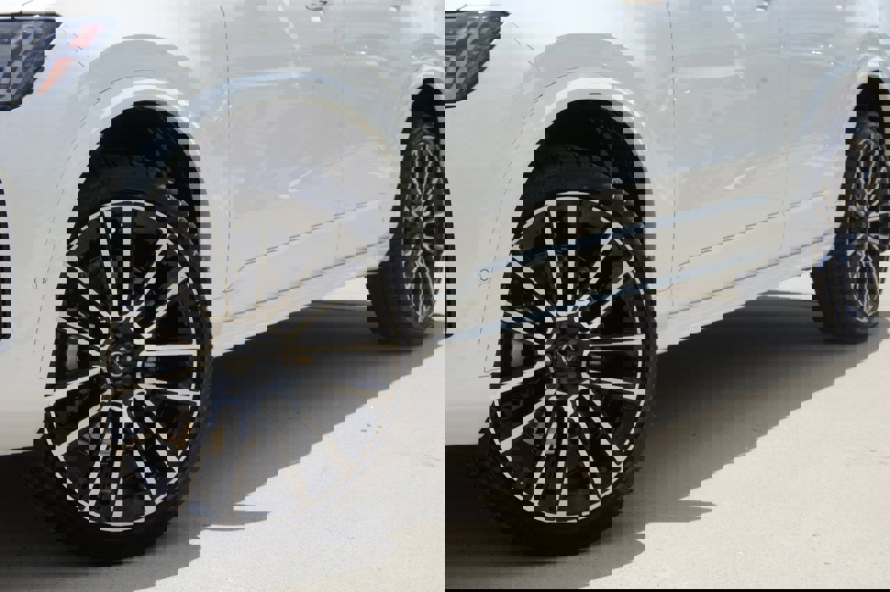 New 2026 Volvo XC90 B6 Ultra image 7