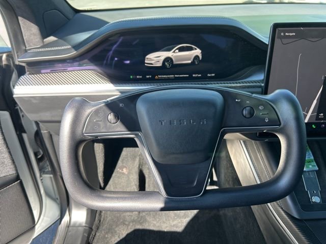 Used 2022 Tesla Model X Plaid image 21