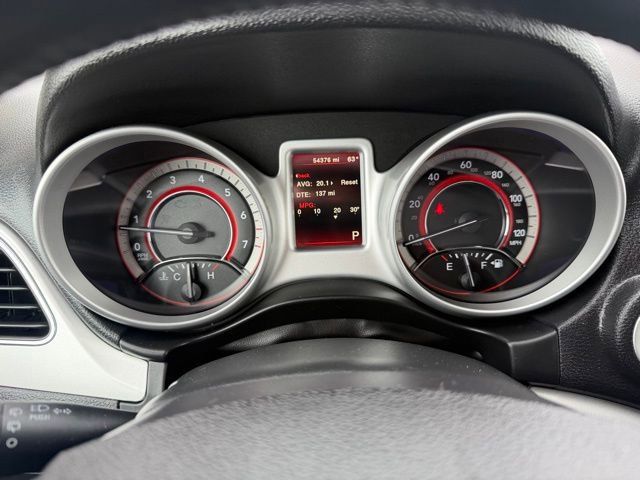 Used 2017 Dodge Journey SXT w/ Comfort/Convenience Group image 13