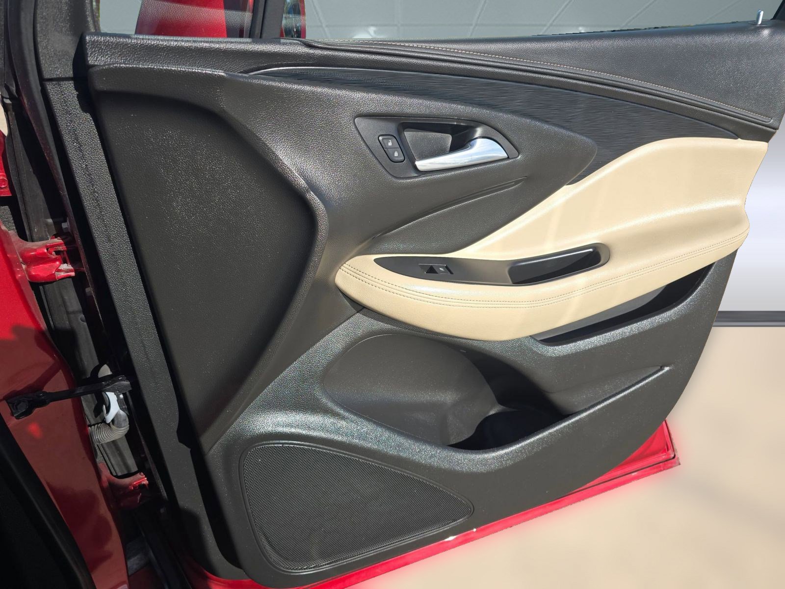 Used 2017 Buick Envision Essence image 32