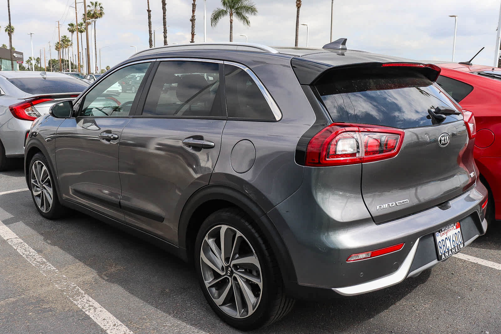 Used 2017 Kia Niro Touring w/ Advanced Technology Package image 7