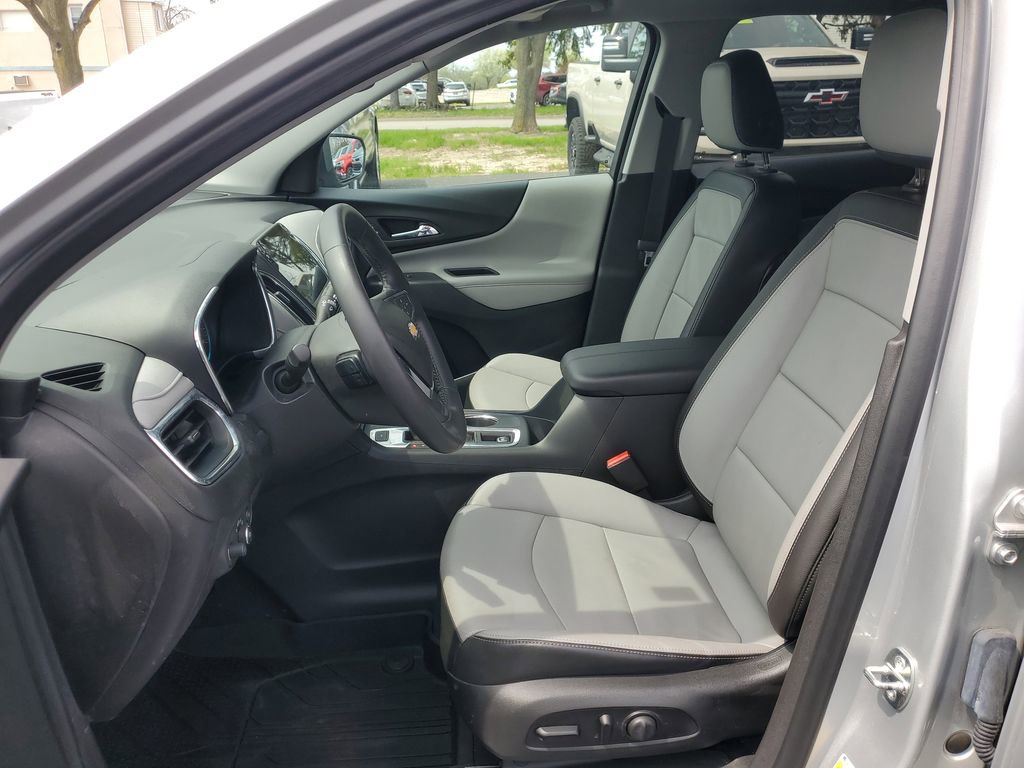 Used 2020 Chevrolet Equinox Premier w/ LPO, Floor Liner Package AWD/4WD image 5