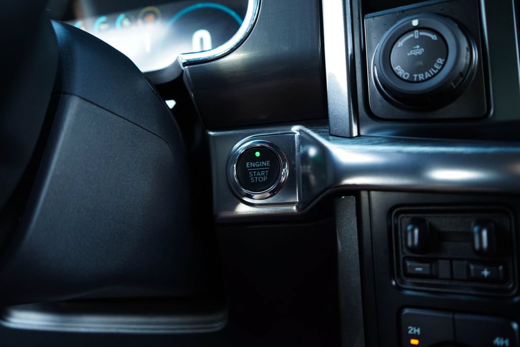 Used 2023 Ford F150 Lariat AWD/4WD image 31