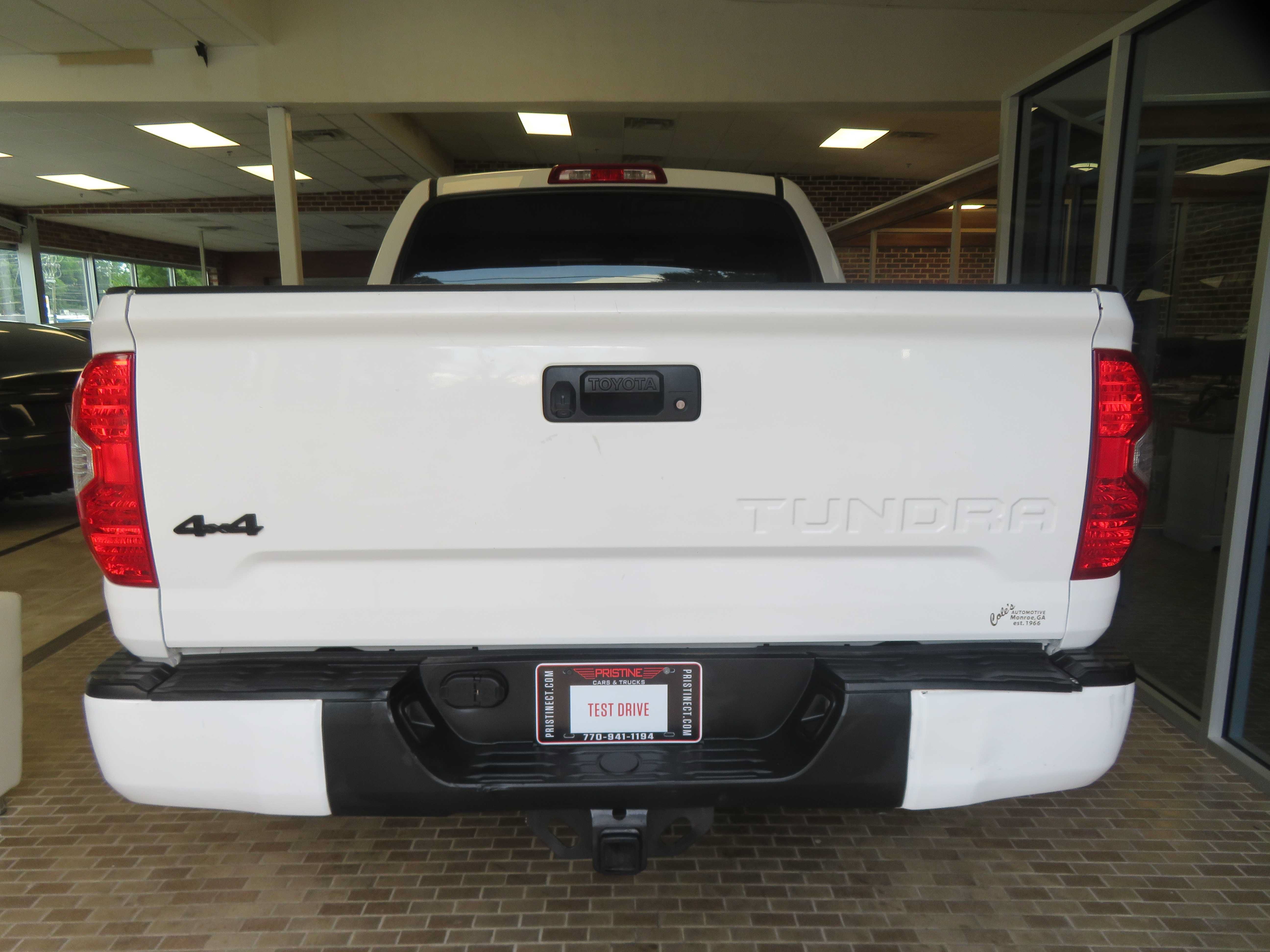 Used 2018 Toyota Tundra SR5 w/ SR5 Upgrade Package AWD/4WD image 69