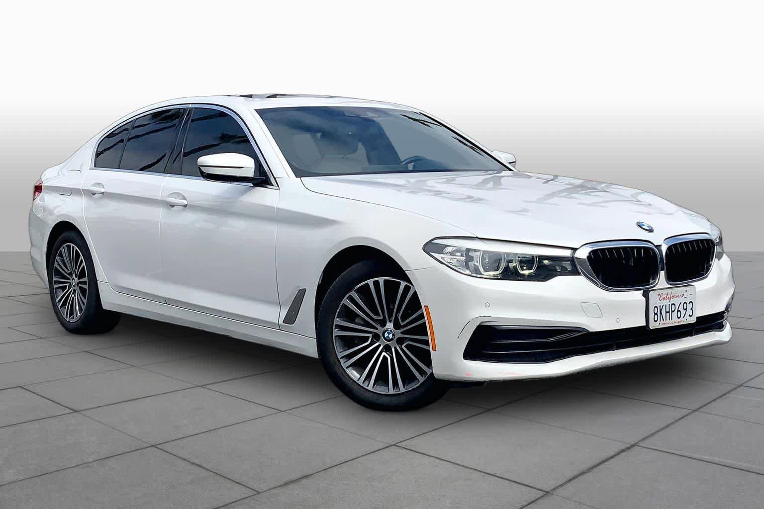 Used 2019 BMW 530i w/ Convenience Package RWD image 2