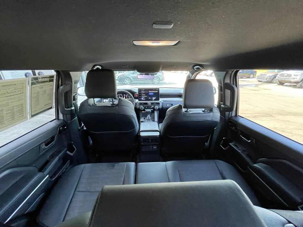 Used 2025 Toyota 4Runner TRD Off-Road Premium w/ Tow Technology Package AWD/4WD image 28