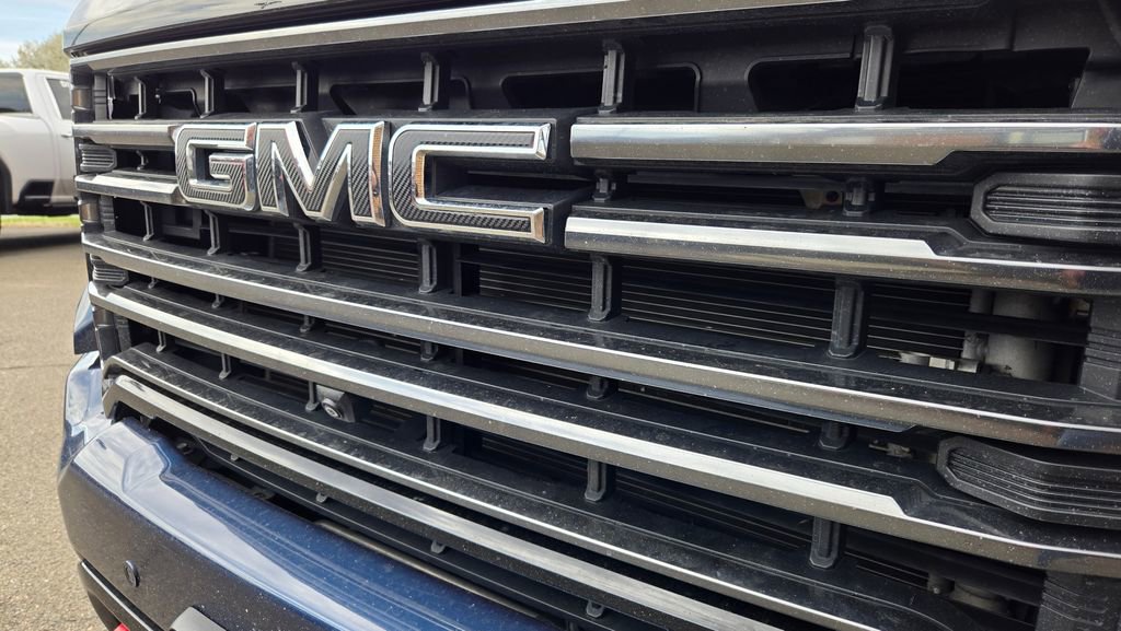 Used 2021 GMC Sierra 2500 AT4 w/ AT4 Premium Plus Package image 8