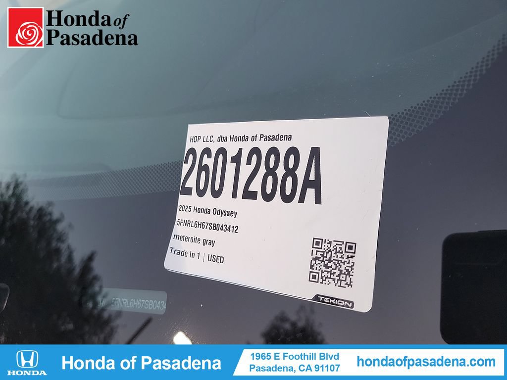 Used 2025 Honda Odyssey EX-L image 32