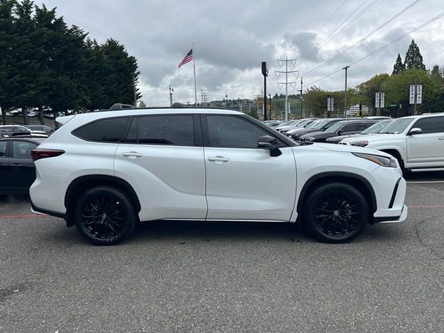 Used 2024 Toyota Highlander XSE AWD/4WD image 6