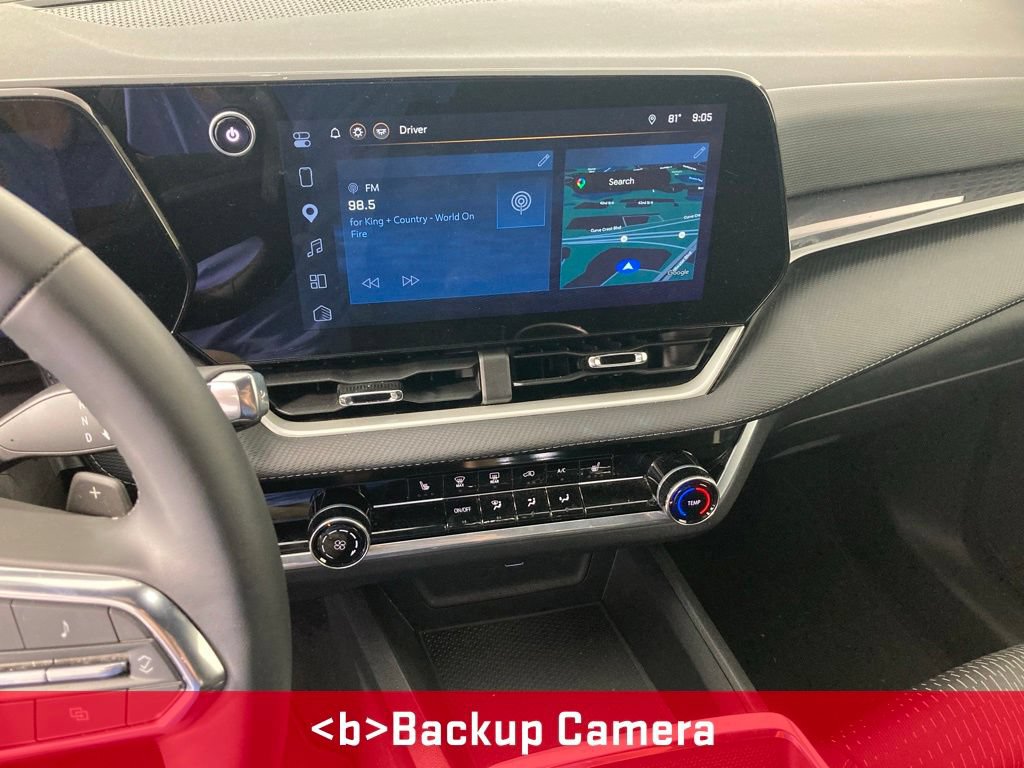Used 2026 Chevrolet Equinox LT AWD/4WD image 2