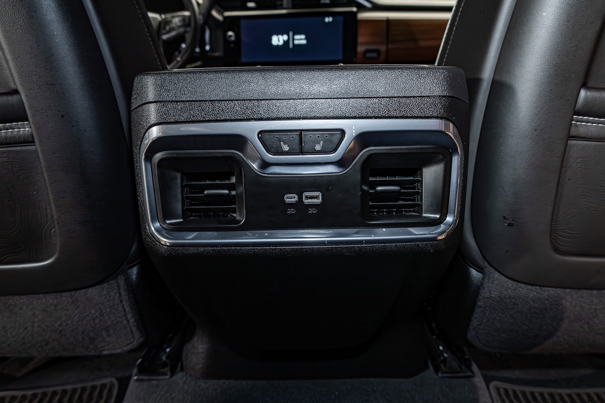 Used 2024 GMC Sierra 3500 Denali Ultimate AWD/4WD image 25