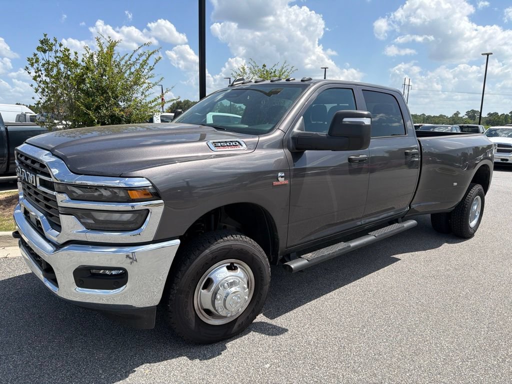 Used 2026 RAM 3500 Tradesman AWD/4WD image 21