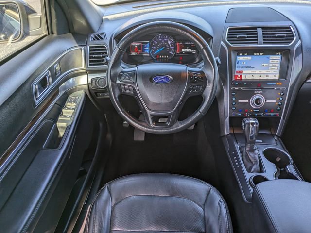 Used 2018 Ford Explorer Limited FWD image 18